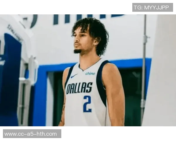 莱夫利休赛期专注提升传球能力全力打磨触球手感力求更上一层楼 莱夫利休赛期专注提升传球能力全力打磨触球手感力求更上一层楼